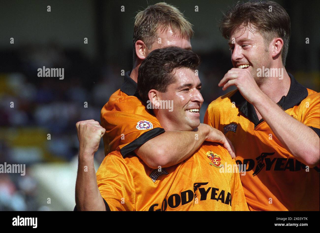 Notts County V Wolverhampton Wanderers 1-1 21/8/94 Torschütze Andy Thompson feiert mit David Kelly und Steve Froggatt. Stockfoto