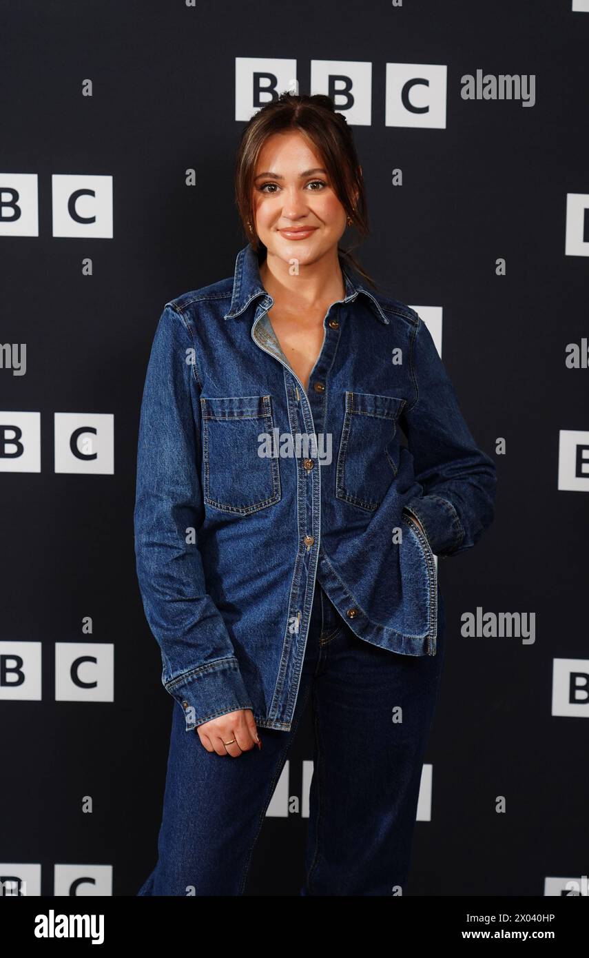 Natalie O'Leary nimmt an der Vorführung der 6. Serie von Glow Up im Covent Garden Hotel in London Teil. Bilddatum: Dienstag, 9. April 2024. Stockfoto