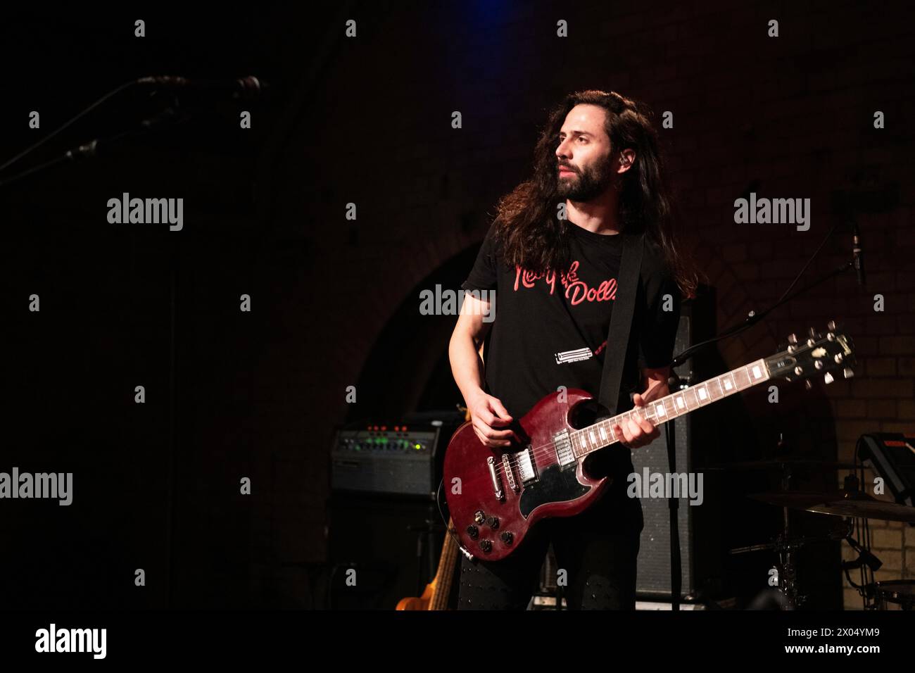 Die italienische Rockband aus Perugia, Fast Animals und Slow Kids trat im Maschinenhaus in Berlin auf Stockfoto