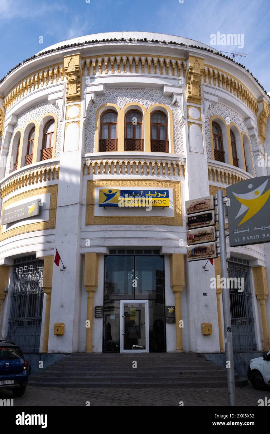 Postamt im Art déco-Viertel, das unter dem französischen Protektorat das europäische Viertel der Stadt war und mehrere monumentale Kompositionen beherbergt, i Stockfoto