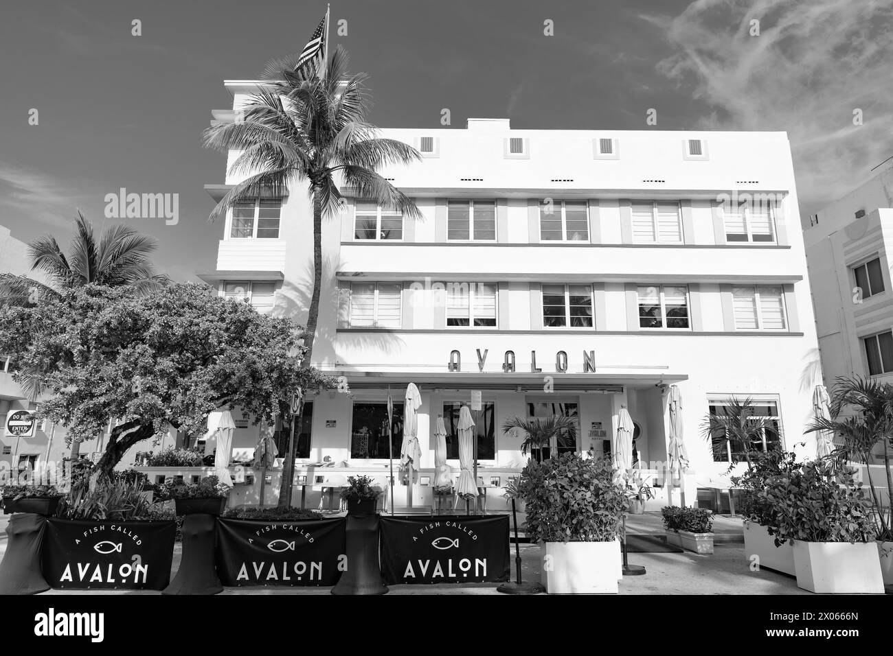 Miami, Florida, USA - 18. April 2021: Miami South Beach Ocean Drive avalon Restaurant und Café in miami florida Stockfoto