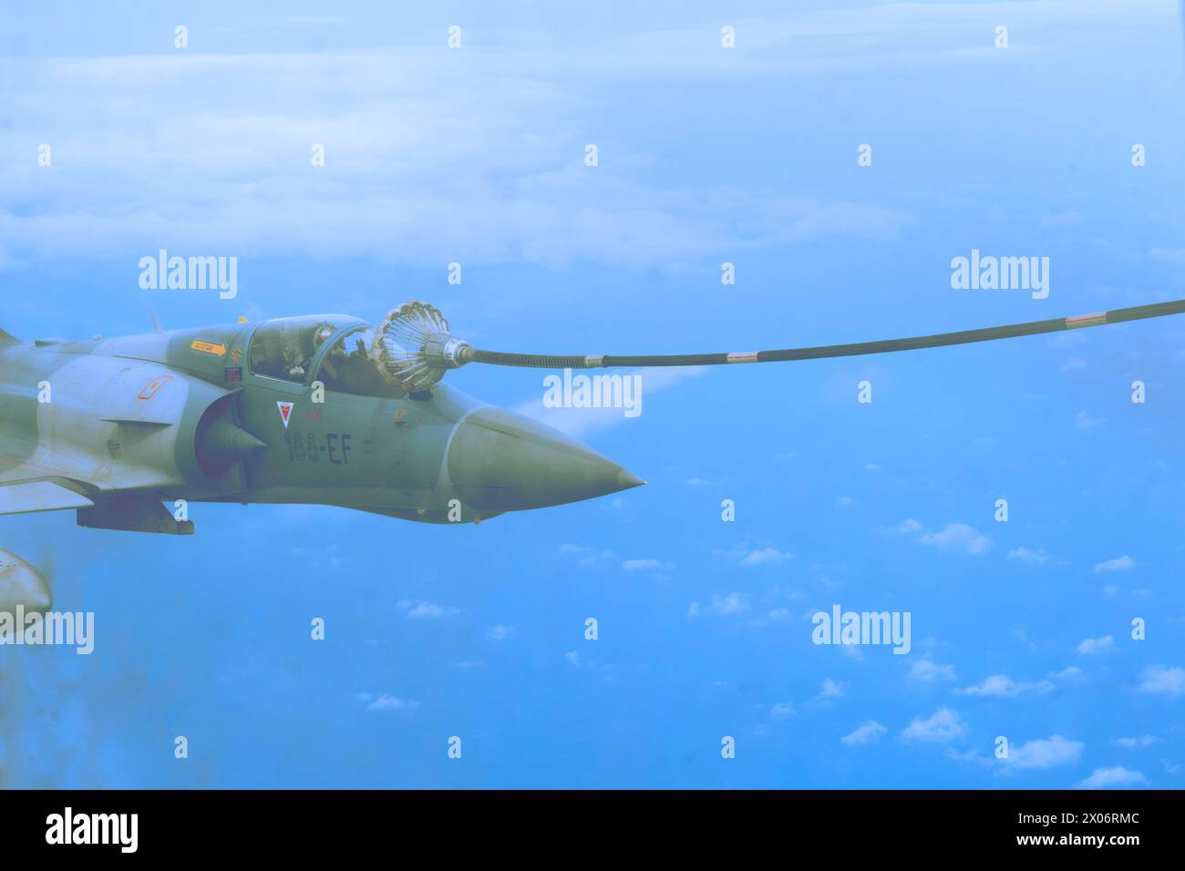 Französische Piloten nehmen an einer Tankmission Teil, Camp Lemonnier Djibouti, 25. März 2024. Stockfoto