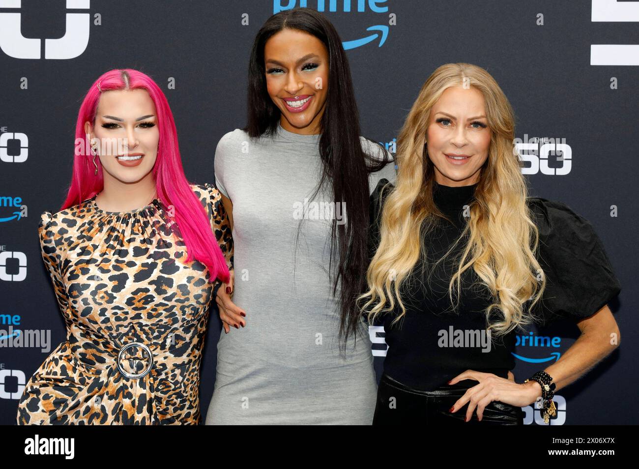 Kiyinish xonasida yashirin kamera porno HD