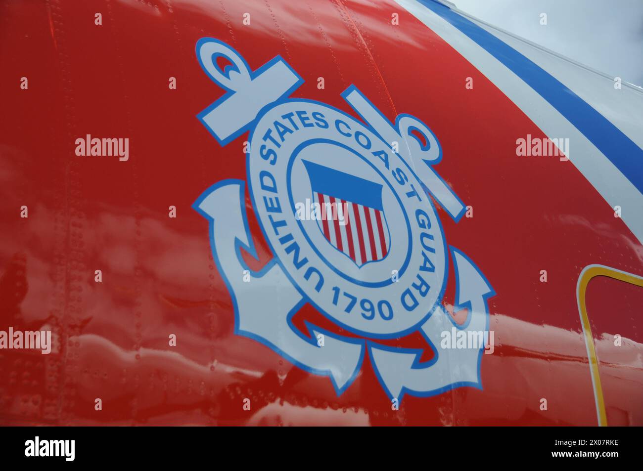 Emblem der US-Küstenwache auf der C130 Stockfoto