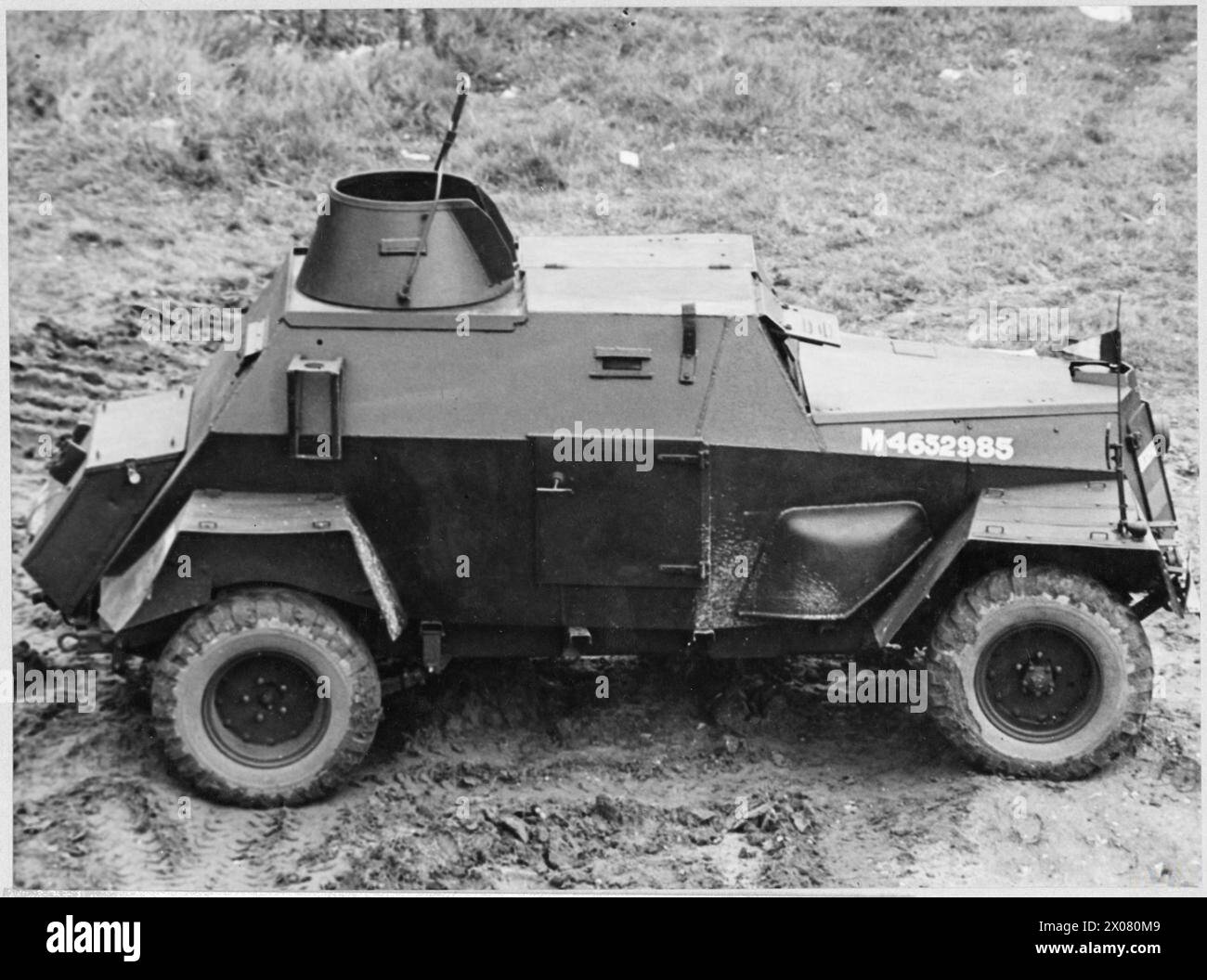 Der Humber Mk III Light Aufklärungswagen war ein britisches gepanzertes Fahrzeug, das während des Zweiten Weltkriegs eingesetzt wurde und von der Rootes Group produziert wurde. Die Mk III war mit einem Boys-Panzerabwehrgewehr und einem leichten Maschinengewehr von Bren ausgestattet. Über 2.400 Einheiten wurden von Aufklärungsregimentern und dem RAF-Regiment in verschiedenen Kriegsschauplätzen gebaut und eingesetzt. Stockfoto