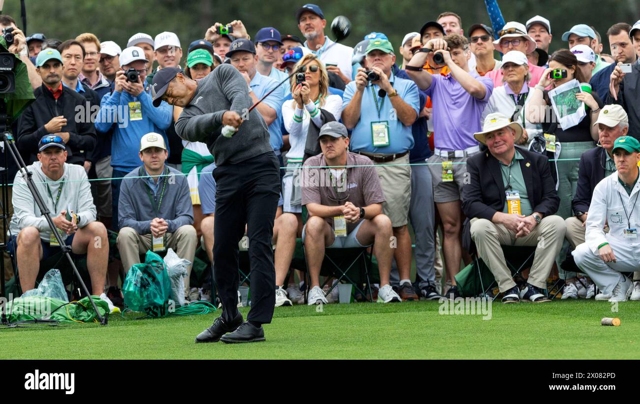 Tiger Woods übt am Dienstag, den 9. April 2024, vor dem Masters Turnier auf dem Augusta National Golf Course in Augusta, Georgia, USA.Foto: Christer Stockfoto