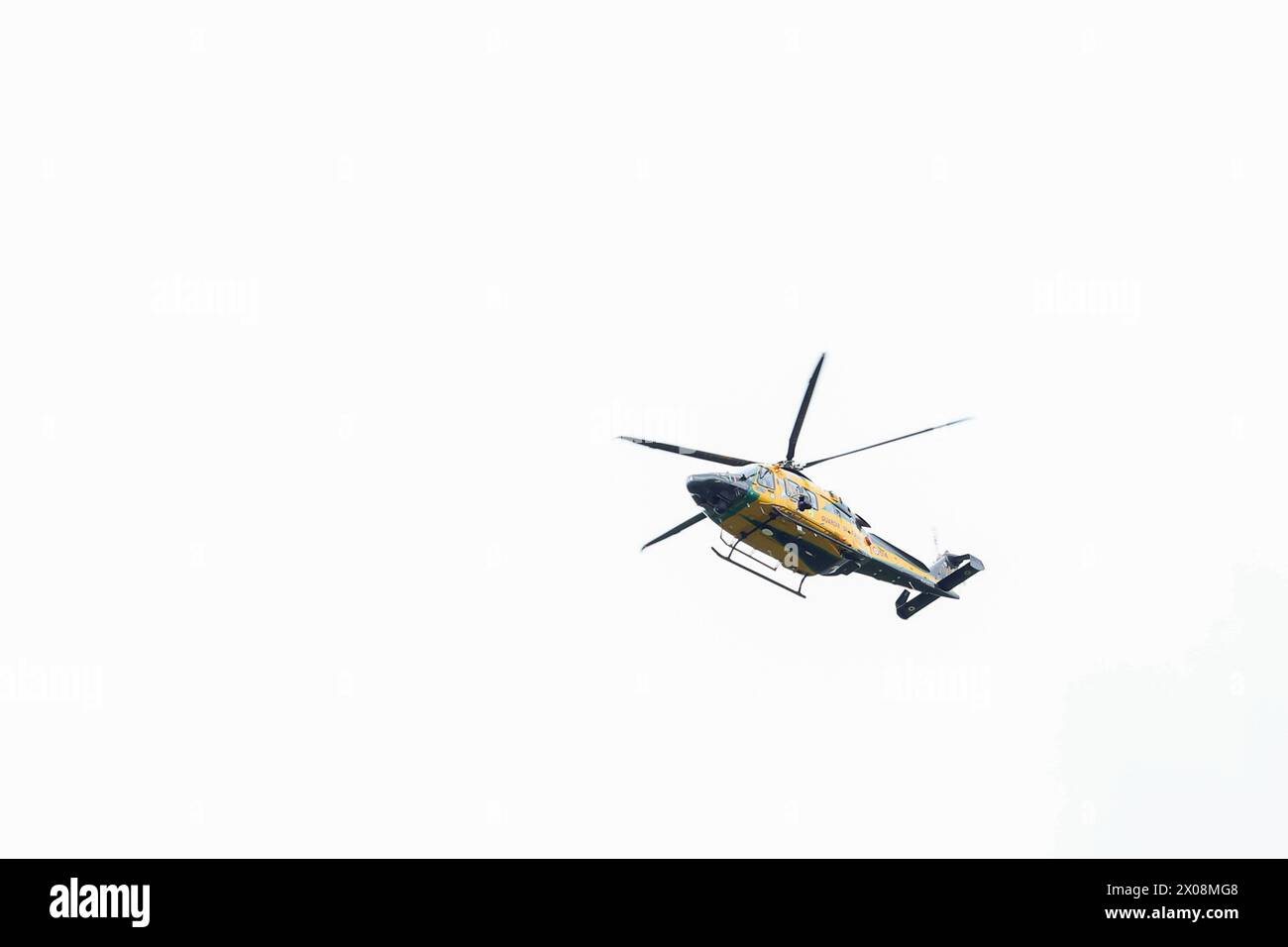 centrale idroelettrica di Suviana, continuano i soccorsi da parte dei vigili del fuoco per provare a recuperare i 4 dispersi dopo l'esplosione di una turbina. il presidente Stefano Bonaccini, Elly Schlein Ed il ministro Maria Elvira Calderone.Bologna, Italia - Cronaca - Mercoledì 10. April 2024 ( Foto Guido Calamosca/LaPresse ) Suviana Wasserkraftwerk, die Rettungsbemühungen der Feuerwehrleute werden fortgesetzt, um zu versuchen, die vier nach der Explosion einer Turbine vermissten wiederherzustellen. Präsident Stefano Bonaccini, Elly Schlein und Ministerin Maria Elvira Calderone. Nachrichten - Bologna, Italien - Mittwoch Stockfoto