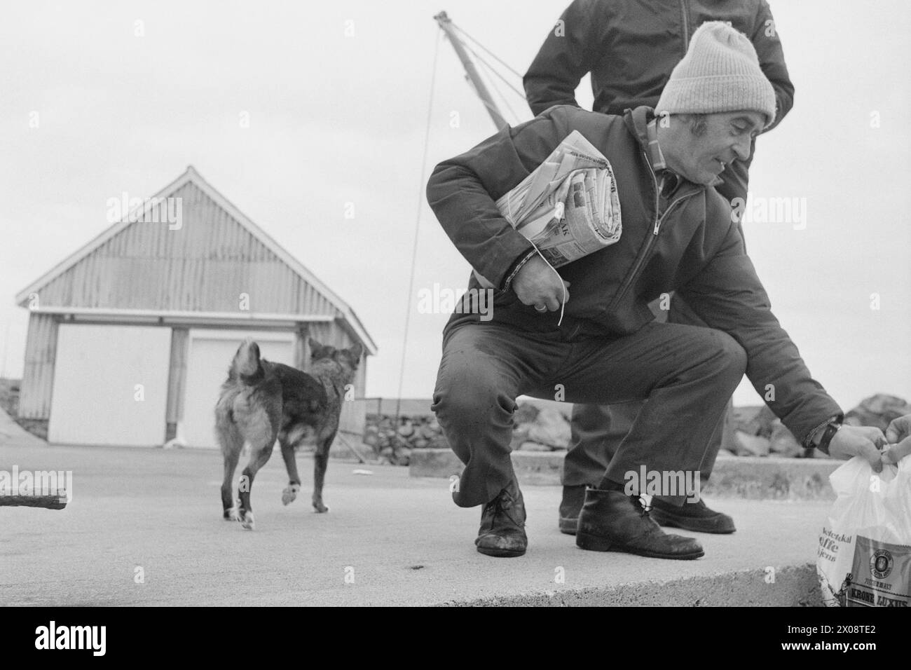 Aktuell 16 - 6 - 1973: Hundert Häuser und ein Mann als vor 20 Jahren war Bjørnsund eine lebendige Gemeinde. Heute ist nur noch eine Person in diesem Fischerdorf übrig. Jetzt wird Bjørnstad ein Touristenziel. Die Leute sind begierig, hier draußen in dieser Einsamkeit ein Haus zu kaufen. Foto: Sverre A. Børretzen / aktuell / NTB ***FOTO NICHT BEARBEITET*** Stockfoto