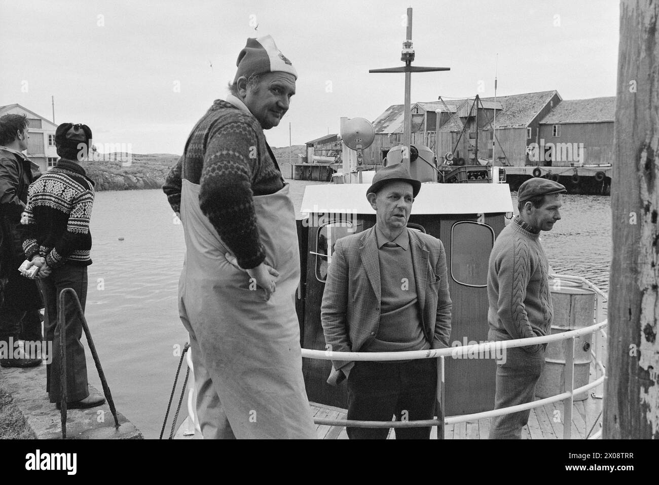 Aktuell 16 - 6 - 1973: Hundert Häuser und ein Mann als vor 20 Jahren war Bjørnsund eine lebendige Gemeinde. Heute ist nur noch eine Person in diesem Fischerdorf übrig. Jetzt wird Bjørnstad ein Touristenziel. Die Leute sind begierig, hier draußen in dieser Einsamkeit ein Haus zu kaufen. Foto: Sverre A. Børretzen / aktuell / NTB ***FOTO NICHT BEARBEITET*** Stockfoto