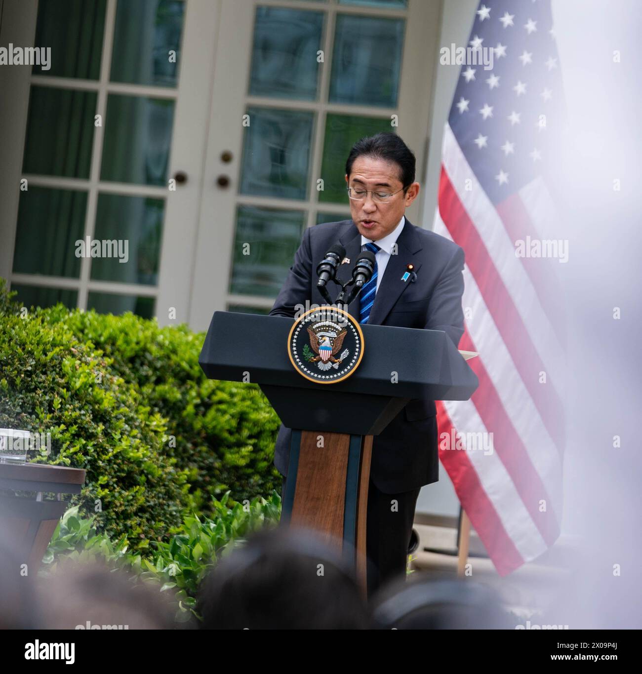 Am 10. April veranstaltete Präsident Joe Biden eine gemeinsame Pressekonferenz mit Premierminister Kishida Fumio aus Japan zu einem offiziellen Besuch in den Vereinigten Staaten Stockfoto