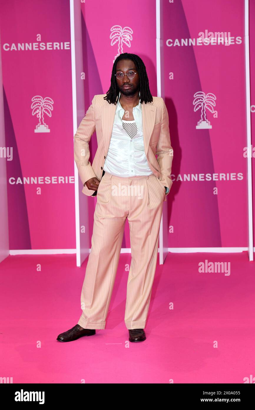 Cannes, Frankreich. April 2024. Cannes - 7. Internationales Canneseries Festival - Abschlusszeremonie - Nathan Stewart-Jarrett Credit: Unabhängige Fotoagentur/Alamy Live News Stockfoto