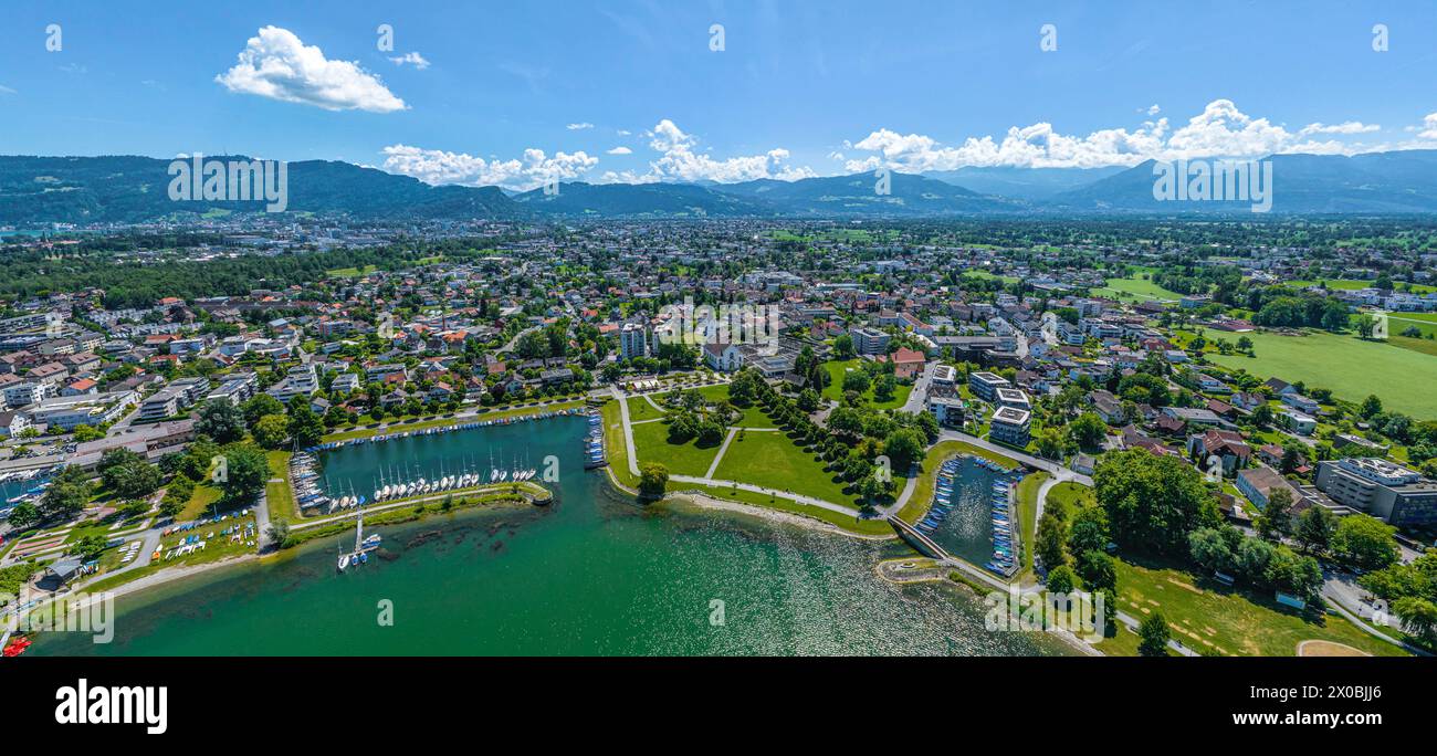 Luftaufnahme der Region um das Marktdorf Hard in Vorarlberg am östlichen Bodensee Stockfoto