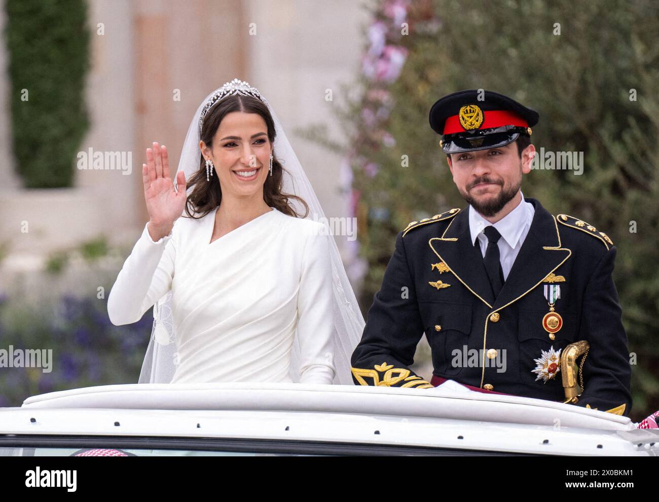 Amman, Jordanien. April 2024. Kronprinz Hussein und Prinzessin Rajwa von Jordanien werden Eltern sein! Der Königliche Haschemitische Gerichtshof gab am 10. April bekannt, dass die Erstgeborenen von Königin Rania und König Abdullah II. Und seine Frau ihr erstes Kind in diesem Sommer erwarten Amman, Jordanien, am 1. Juni 2023. Foto: Ammar Abd Rabbo/ABACAPRESS.COM Credit: Abaca Press/Alamy Live News Stockfoto