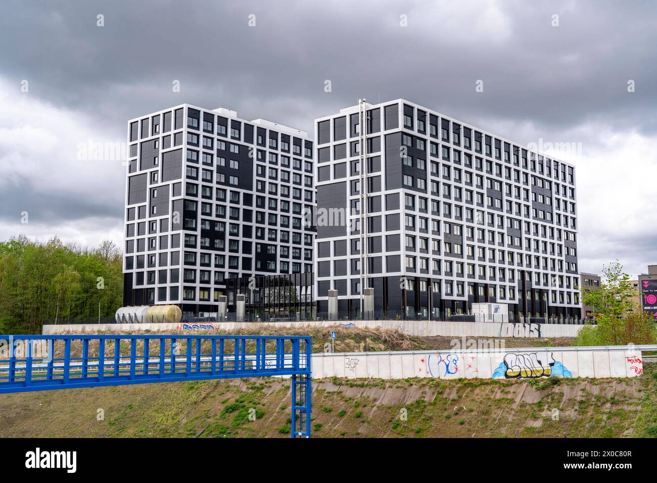 Das Seven-Stones Quartier in Bochum, ein Campus mit Studentenwohnungen, Business Apartments, Büroflächen, Gastronomie und Service Bereiche, fungiert als Klimaschutzsiedlung, NRW, Deutschland Seven-Stones Quartier *** das Seven-Stones Quartier in Bochum, ein Campus mit Studentenwohnungen, Business Apartments, Büroflächen, Restaurants und Servicebereichen, fungiert als Klimaschutzsiedlung, NRW, Deutschland Sieben Steine Quartier Stockfoto