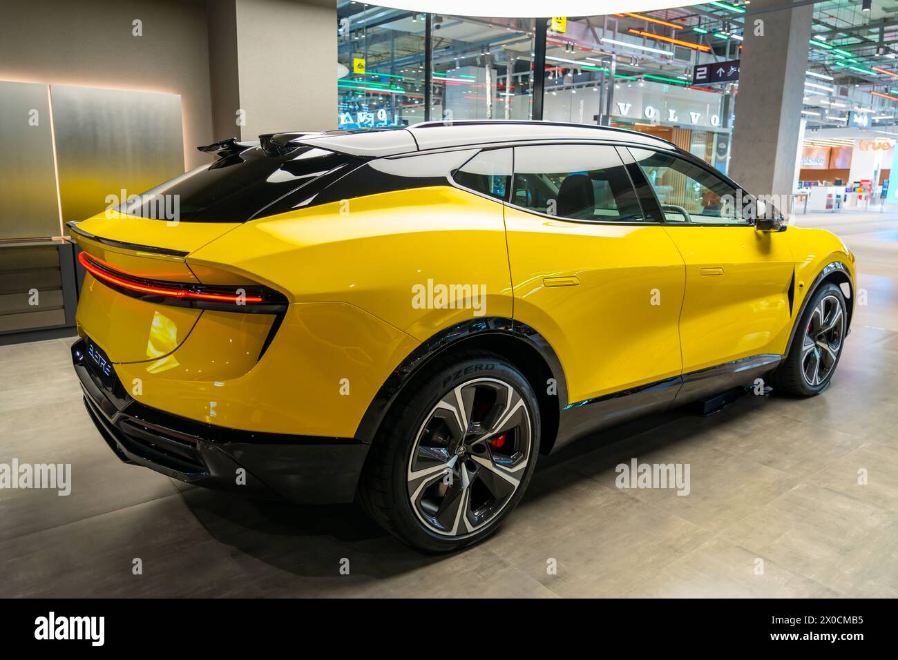 Lotus eletre gelbe Farbe. Thailand, Bangkok, 14. märz 2024. Stockfoto