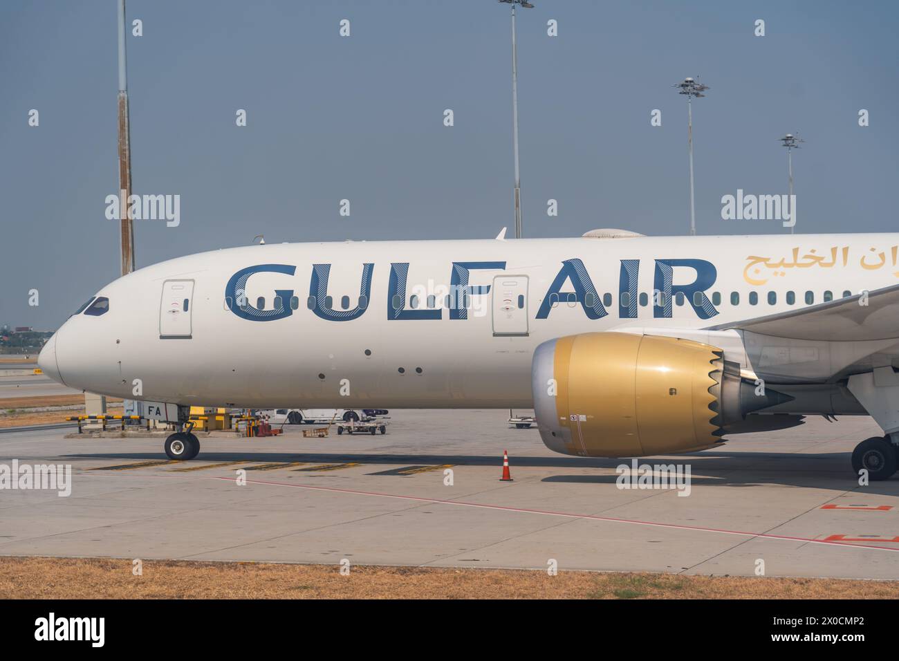 Gulf Air Boeing 787-9 Dreamliner Special Scheme Formel 1 Grand Prix von Bahrain zum 70. Jahrestag. Thailand, Bangkok Suvarnabhumi Flughafen. 17. januar 202 Stockfoto
