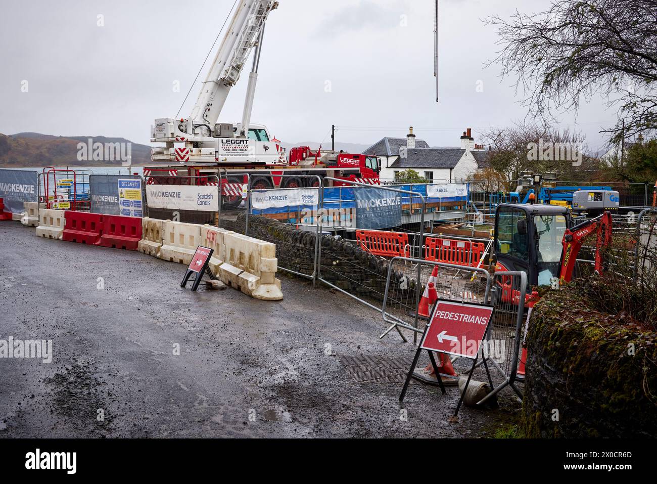 Größere Tiefbauarbeiten am Nordatlantikende des Crinan-Kanals. Schottland Stockfoto