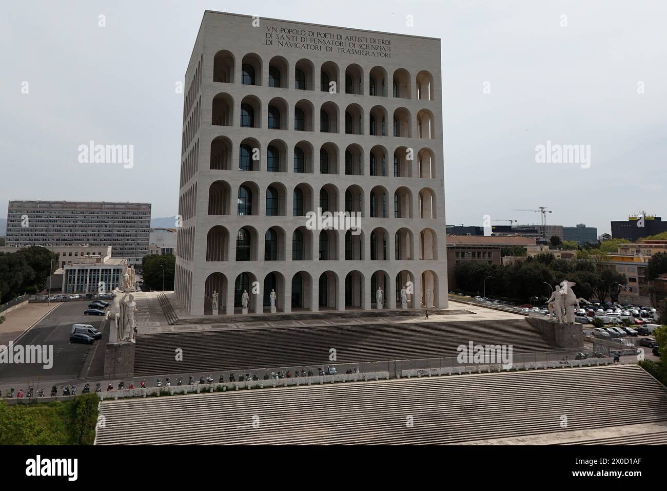 Roma, Italien. April 2024. Palast der italienischen Zivilisation in Rom, Italien - 11. April 2024 ( Foto: Alfredo Falcone/LaPresse ) Credit: LaPresse/Alamy Live News Stockfoto