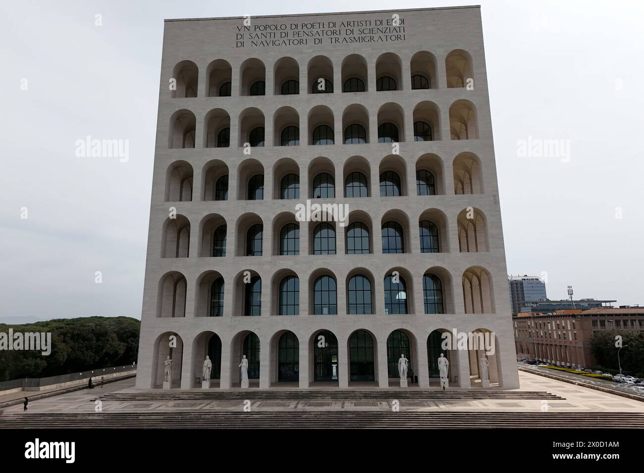 Roma, Italien. April 2024. Palast der italienischen Zivilisation in Rom, Italien - 11. April 2024 ( Foto: Alfredo Falcone/LaPresse ) Credit: LaPresse/Alamy Live News Stockfoto