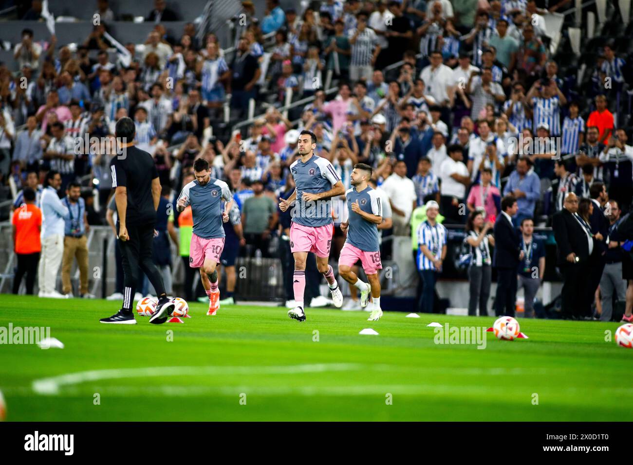 Guadalupe, Mexiko. April 2024. GUADALUPE, MEXIKO - 10. APRIL: Spiel zwischen CF Monterrey und Inter Miami im Viertelfinale Leg 2 von 2 des CONCACAF Champions Cup im BBVA Stadium am 10. April 2024 in Guadalupe, Mexiko. (Foto: Toby Tande/PxImages) Credit: PX Images/Alamy Live News Stockfoto
