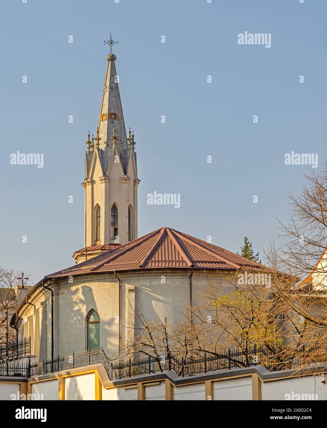Kirche des Heiligen Antonius am Frühlingstag in Craiova Rumänien Stockfoto