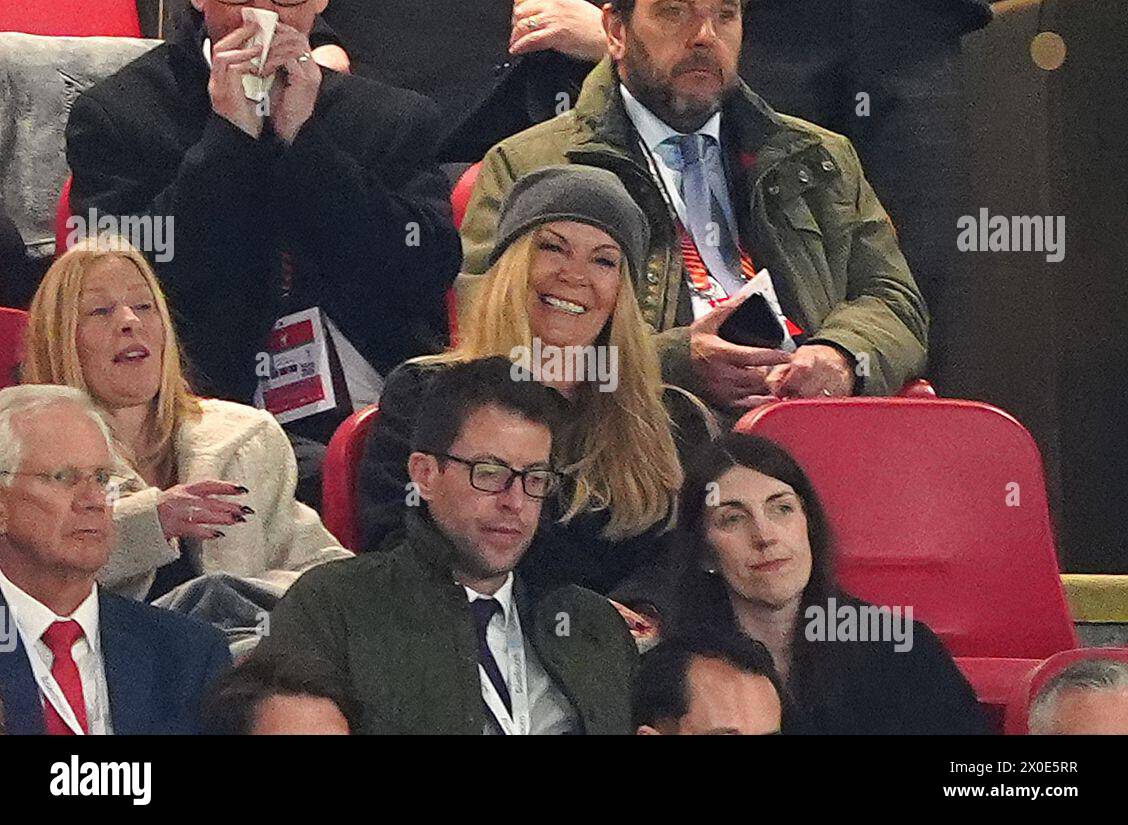 Ulla Sandrock, Ehefrau von Liverpool-Trainer Jurgen Klopp, stand im Viertelfinale der UEFA Europa League, im ersten Legspiel in Anfield, Liverpool. Bilddatum: Donnerstag, 11. April 2024. Stockfoto