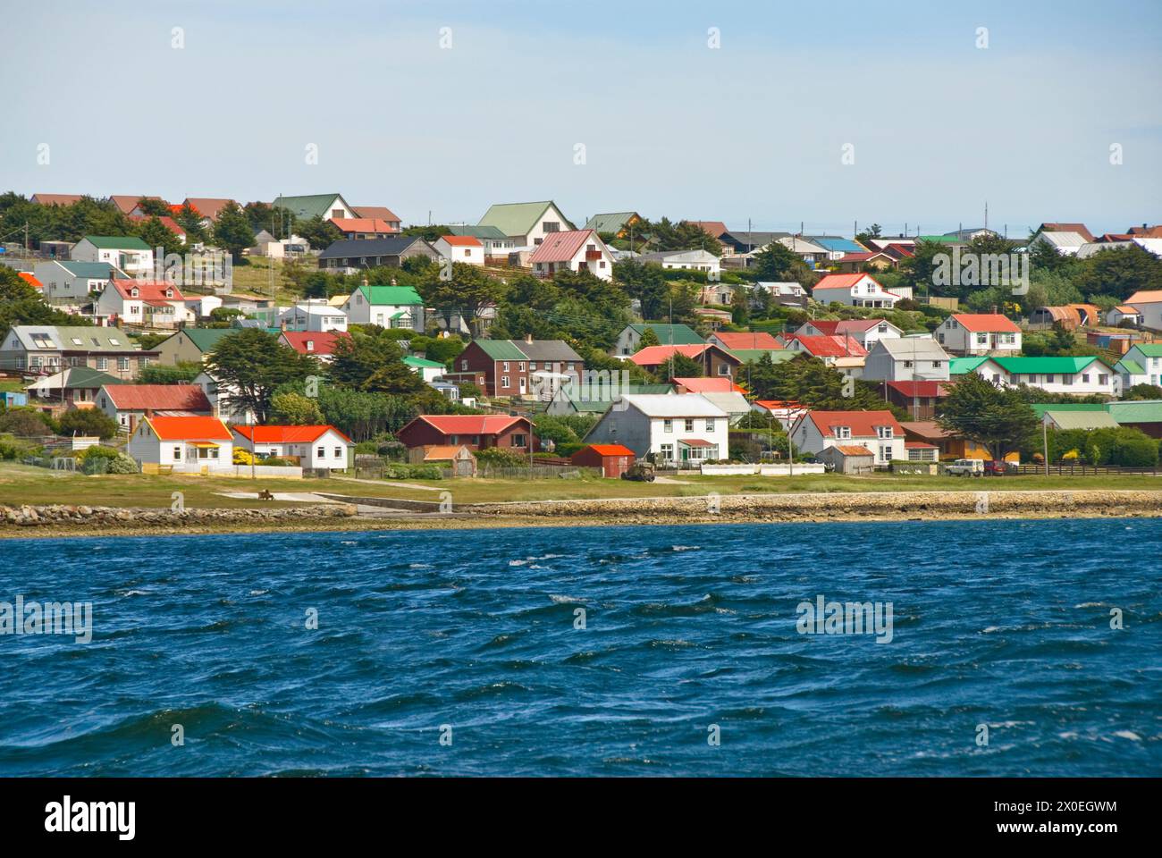 Farbenfrohe Häuser, Stanley (früher bekannt als „Port Stanley“) auf der isle of East Falkland, der Hauptstadt der Falklandinseln, einem britischen Überseegebiet Stockfoto