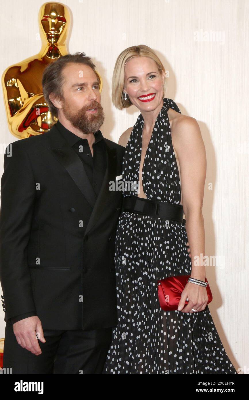 96th Academy Awards Erscheinen im Dolby Theater am 10. März 2024 in Los Angeles, KALIFORNIEN mit: Leslie Bibb, Sam Rockwell Where: Los Angeles, Kalifornien, USA Wann: 10. März 2024 Credit: Nicky Nelson/WENN Stockfoto