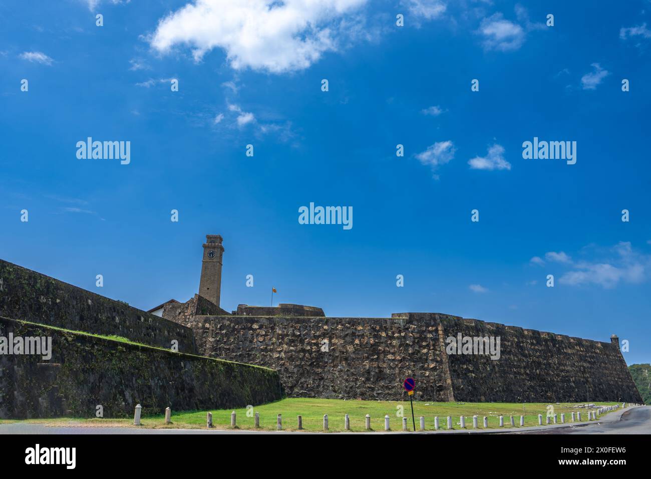 Ein malerischer Blick auf das Galle Fort in Sri Lanka, eine Stadt voller europäischer Architekturkunst und südasiatischer kultureller Traditionen. EINE UNESCO Stockfoto
