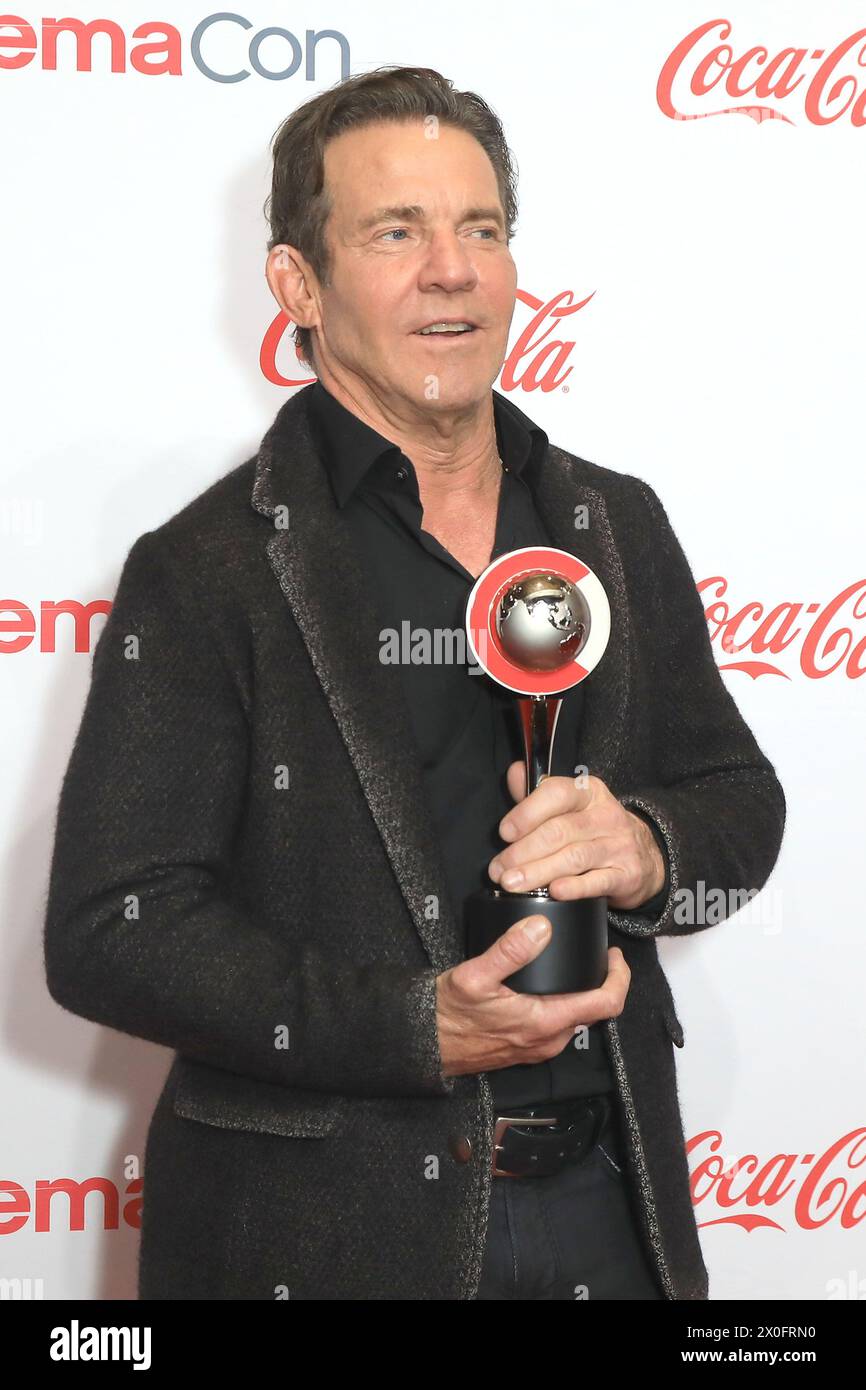 April 11, 2024, Las Vegas, CA, USA: LOS ANGELES - 11. APR: Dennis Quaid bei den CinemaCon Awards 2024 im Caesar's Palace am 11. April 2024 in Las Vegas, CA (Credit Image: © Kay Blake/ZUMA Press Wire) NUR ZUR REDAKTIONELLEN VERWENDUNG! Nicht für kommerzielle ZWECKE! Stockfoto