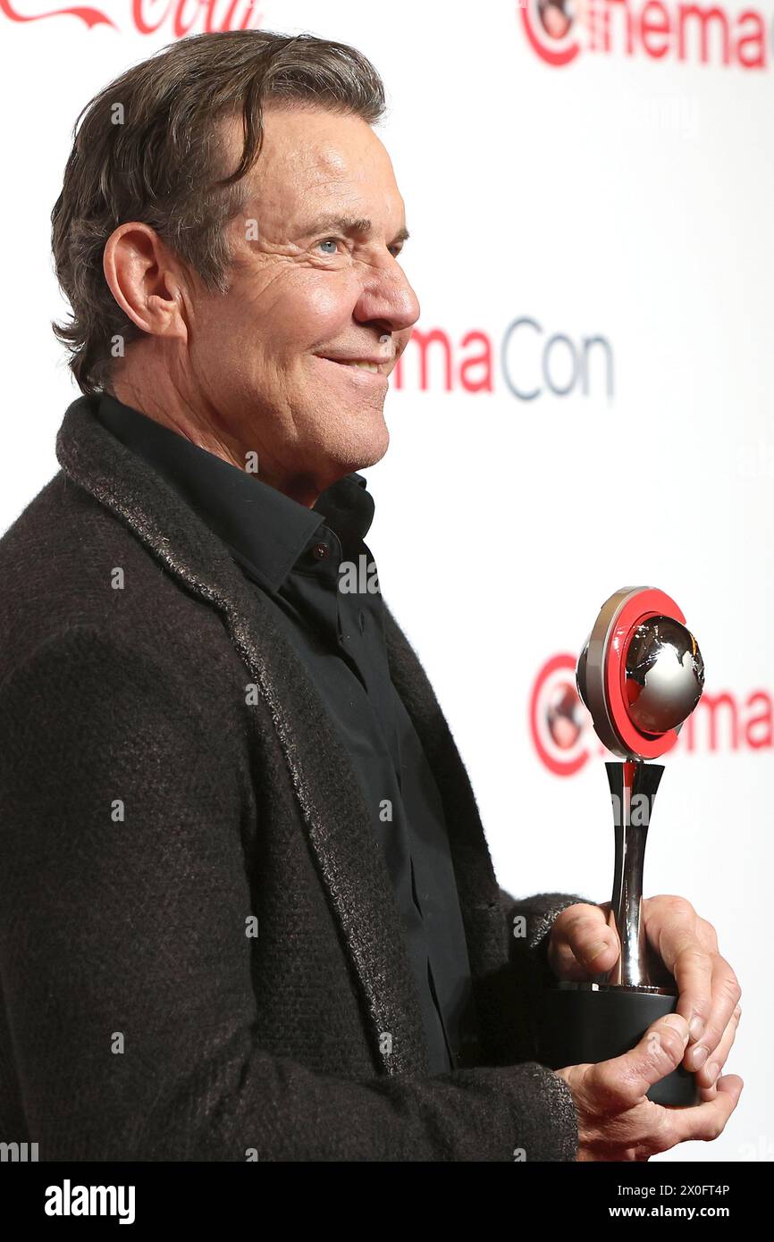 April 11, 2024, Las Vegas, CA, USA: LOS ANGELES - 11. APR: Dennis Quaid bei den CinemaCon Awards 2024 im Caesar's Palace am 11. April 2024 in Las Vegas, CA (Credit Image: © Kay Blake/ZUMA Press Wire) NUR ZUR REDAKTIONELLEN VERWENDUNG! Nicht für kommerzielle ZWECKE! Stockfoto
