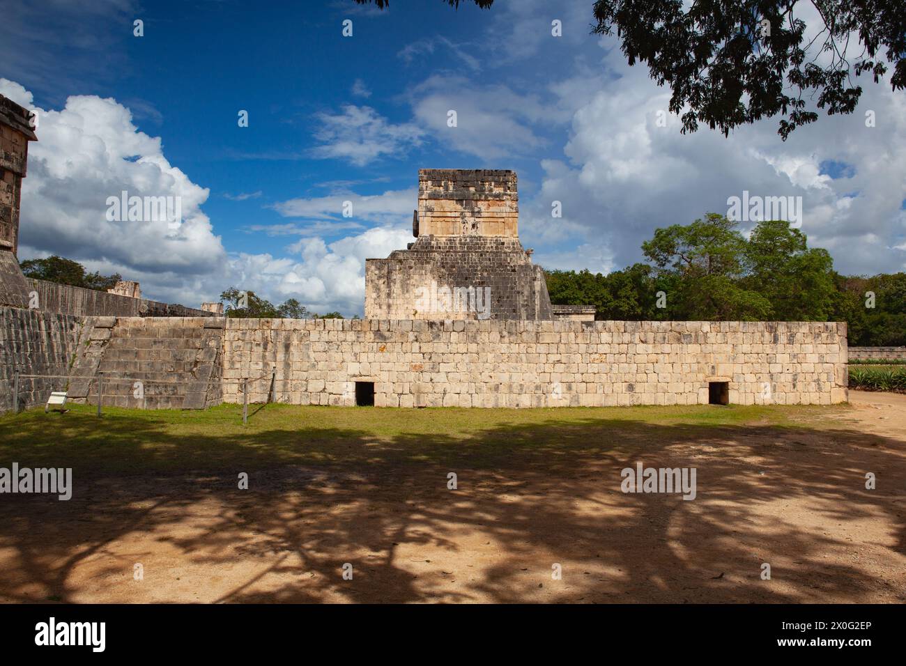 Majestätische Maya-Ruinen in Chichen Itza, Mexiko. Stockfoto