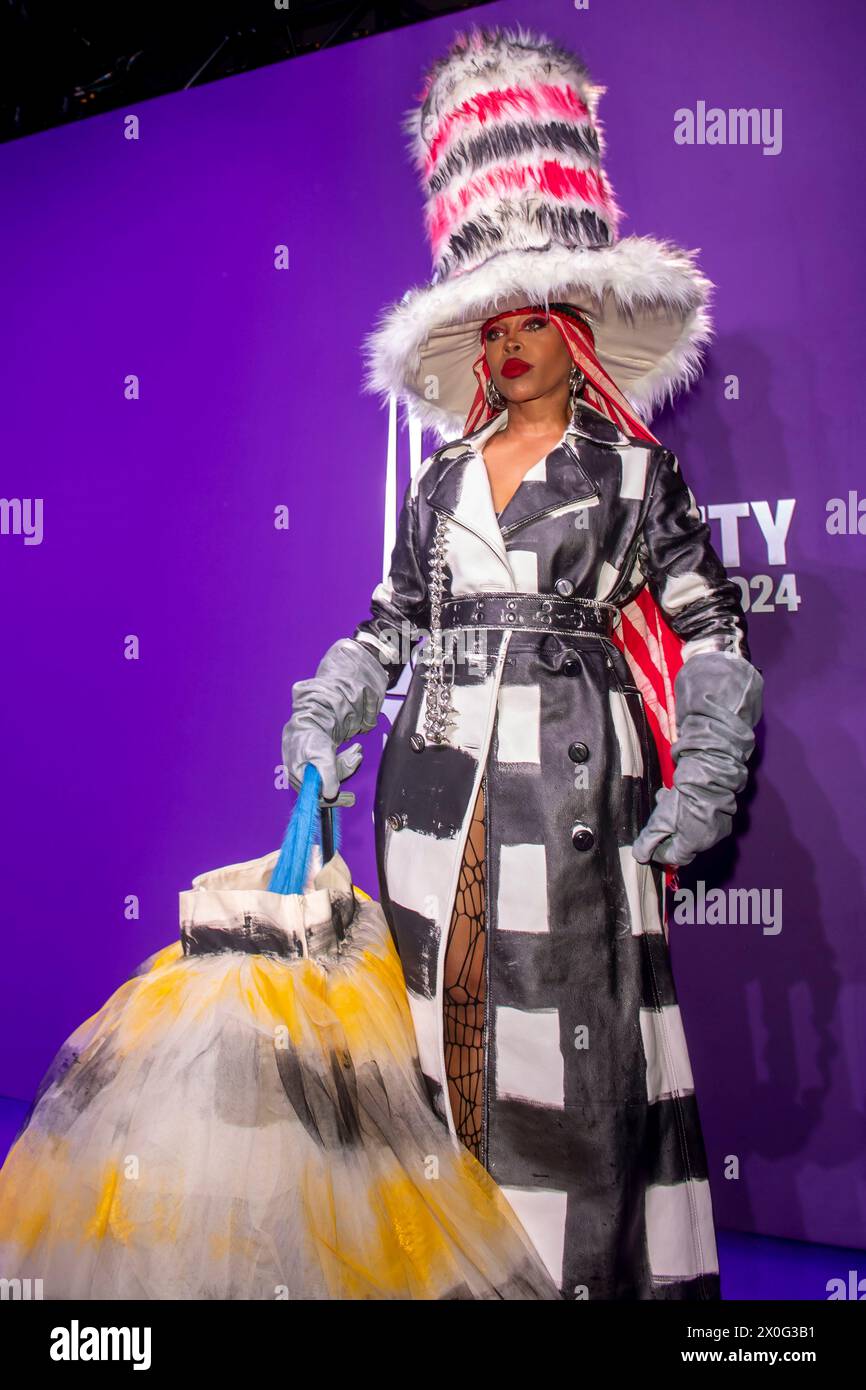 NEW YORK, NEW YORK – 11. APRIL: Erykah Badu nimmt am 11. April 2024 an den GQ Creativity Awards 2024 in New York City Teil. (Foto: Ron Adar / SOPA Images/SIPA USA) Stockfoto