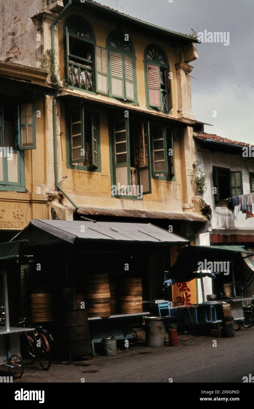 Hausfassade an der Amoy Street im chinesischen Viertel von Singapur. [Automatisierte Übersetzung] Stockfoto