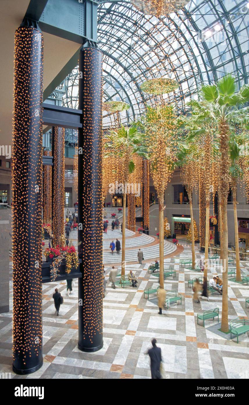 Wintergarten im World Financial Center in Downtown Manhattan in New York. [Automatisierte Übersetzung] Stockfoto