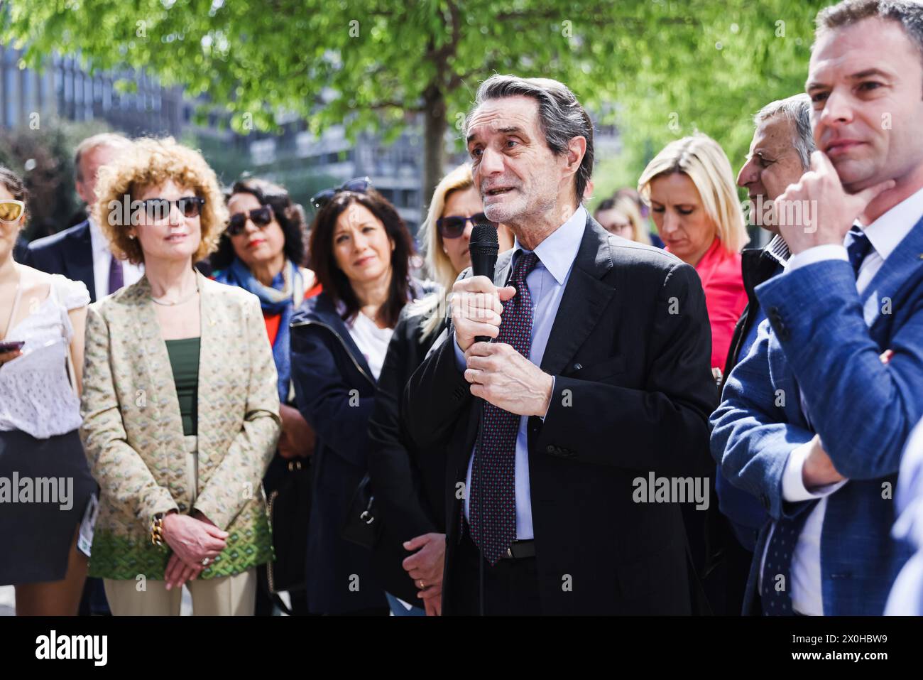 Mailand, Italien. April 2024. Mailand, die Feierlichkeiten zum 40. Jahrestag der Gründung des Lombardenbundes im Palazzo Pirelli. Auf dem Foto: Attilio Fontana Credit: Independent Photo Agency/Alamy Live News Stockfoto