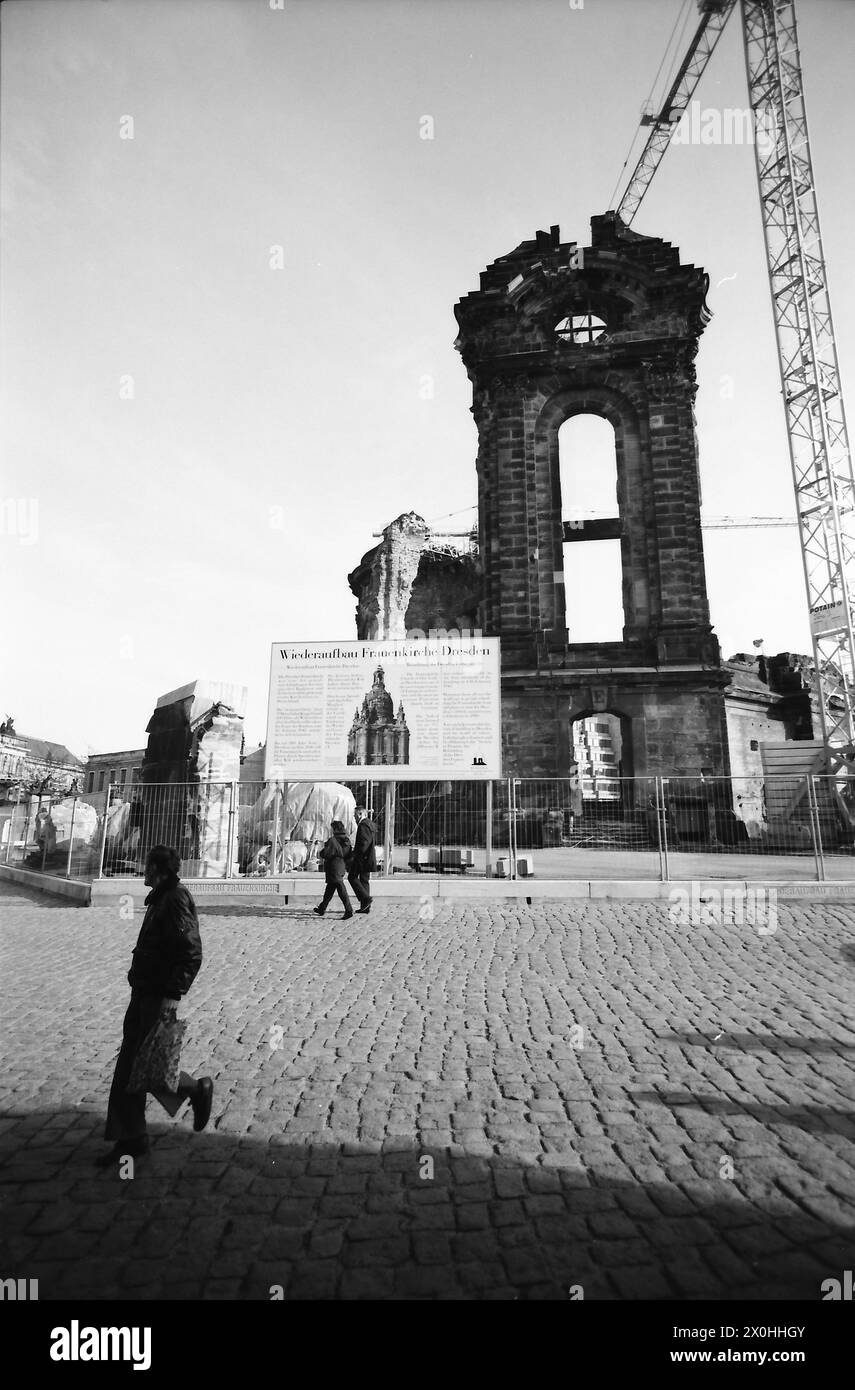 Das Bild zeigt eine frühe Phase der Restaurierung der Frauenkirche Stockfoto
