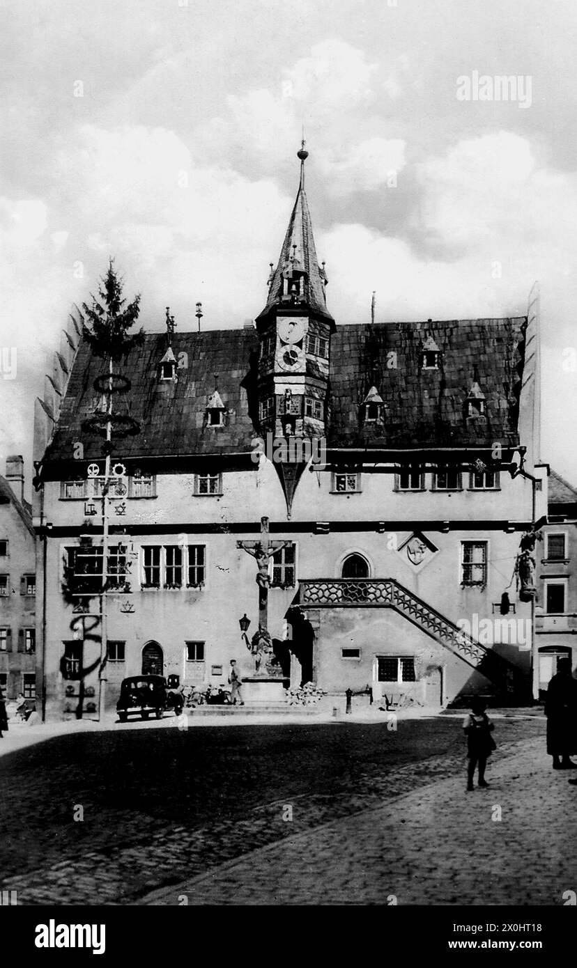 Rathaus mit Mahagoni und Oldtimer [automatisierte Übersetzung] Stockfoto
