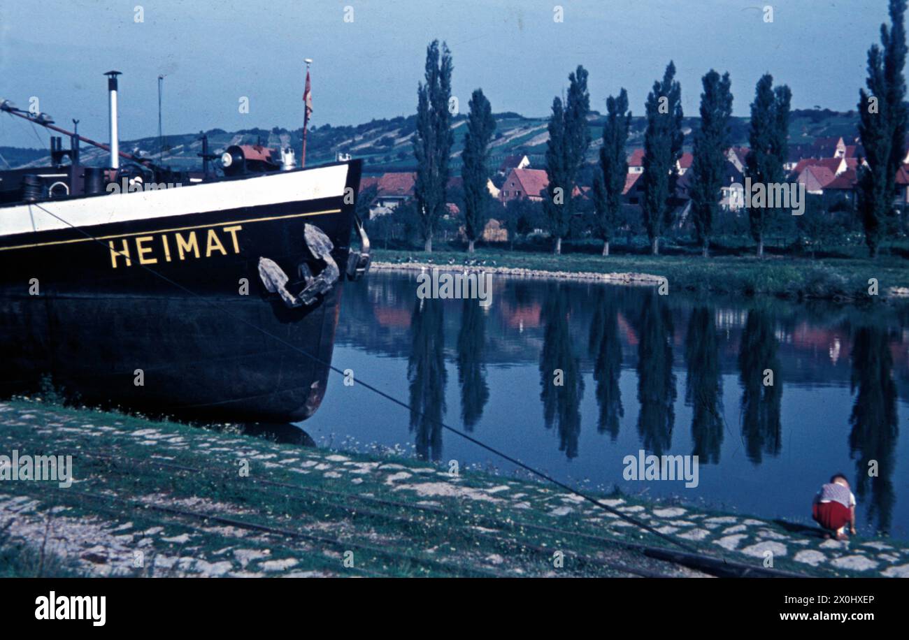 Lieferung im Hauptversand [automatisierte Übersetzung] Stockfoto