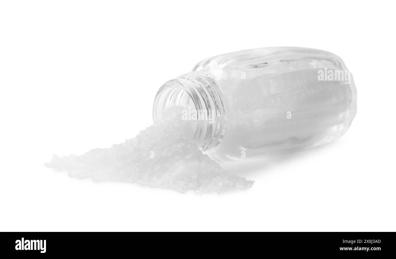 Natürliches Salz im Shaker isoliert auf weiß Stockfoto