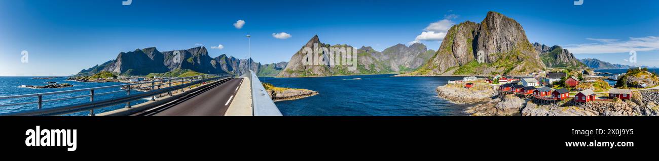 Die E10-Straßenbrücke in Hamnoy auf den Lofoten in Norwegen Stockfoto