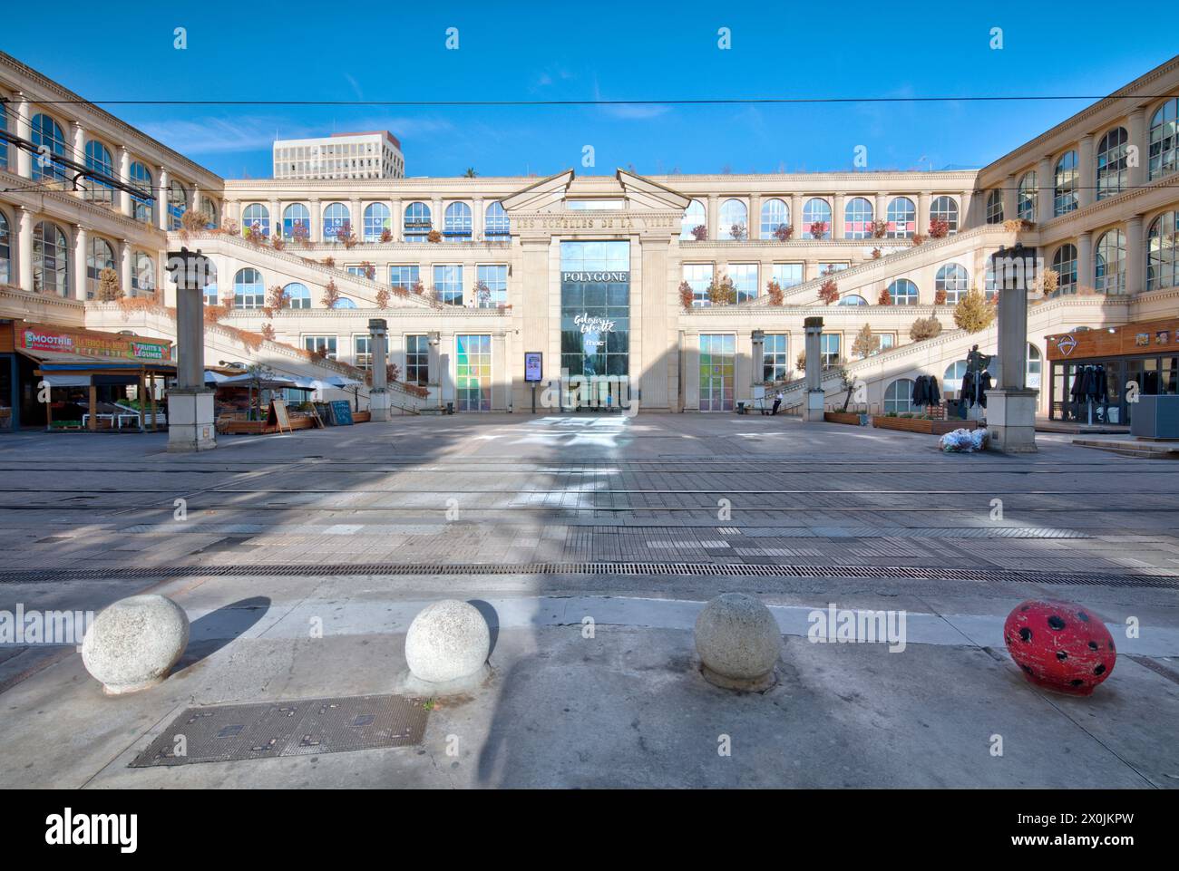 Polygone, Einkaufszentrum, Antigone, Viertel, Blick auf das Haus, Fassade, Architekt Ricardo Bofil, Montpellier, Herault, Frankreich, Stockfoto