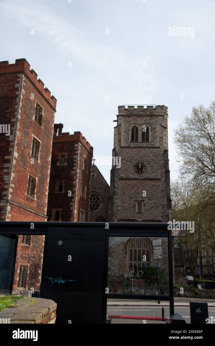 Lambeth Palace und Morton's Tower; Lambeth, London, Großbritannien. Ambeth Palace ist die offizielle Residenz des Erzbischofs von Canterbury in London. Es ist situate Stockfoto