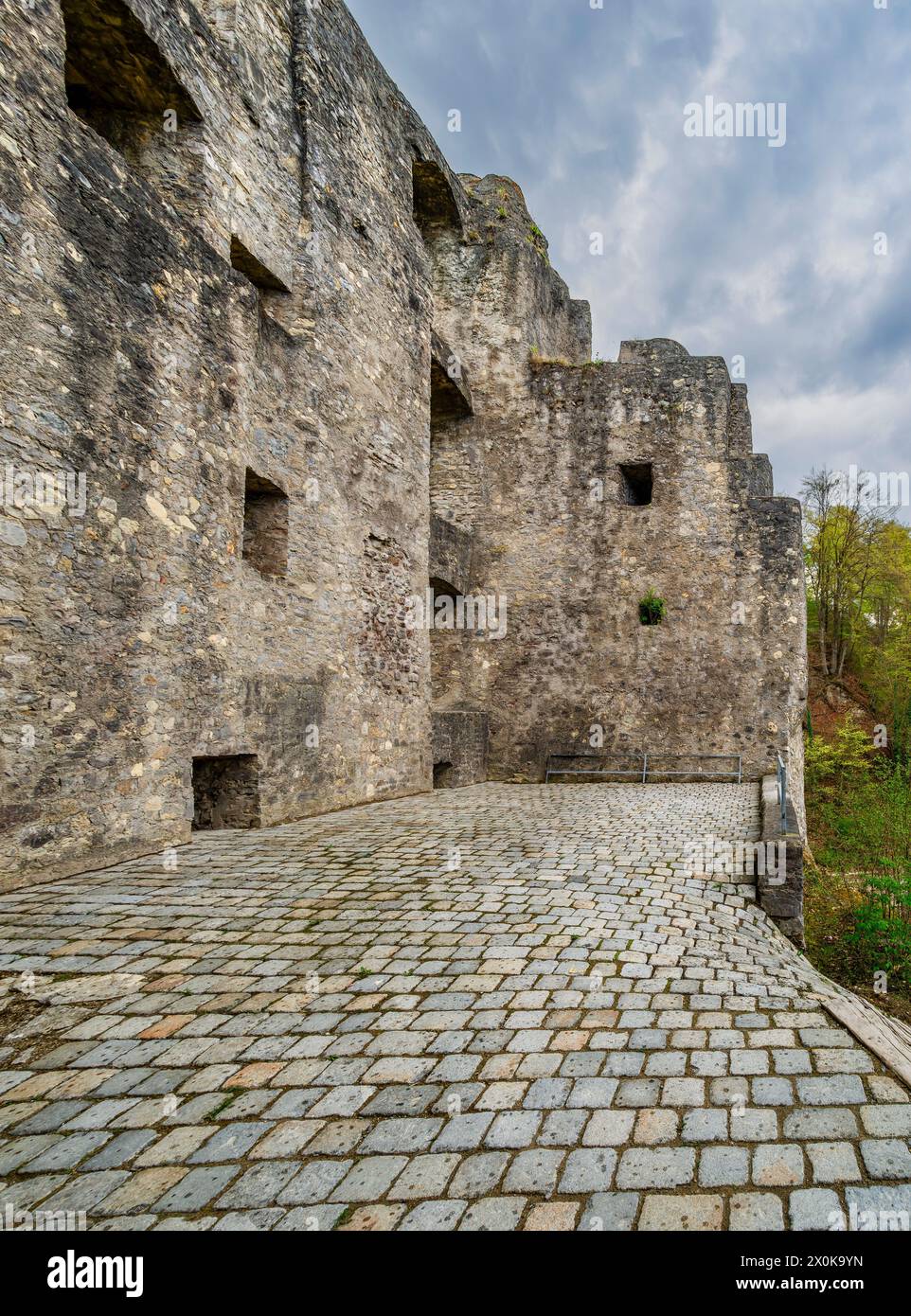 Bösingen - Herrenzimmern, Burgruine Herrenzimmern, eine Burg der Freiherren später Grafen von Zimmern. Stockfoto