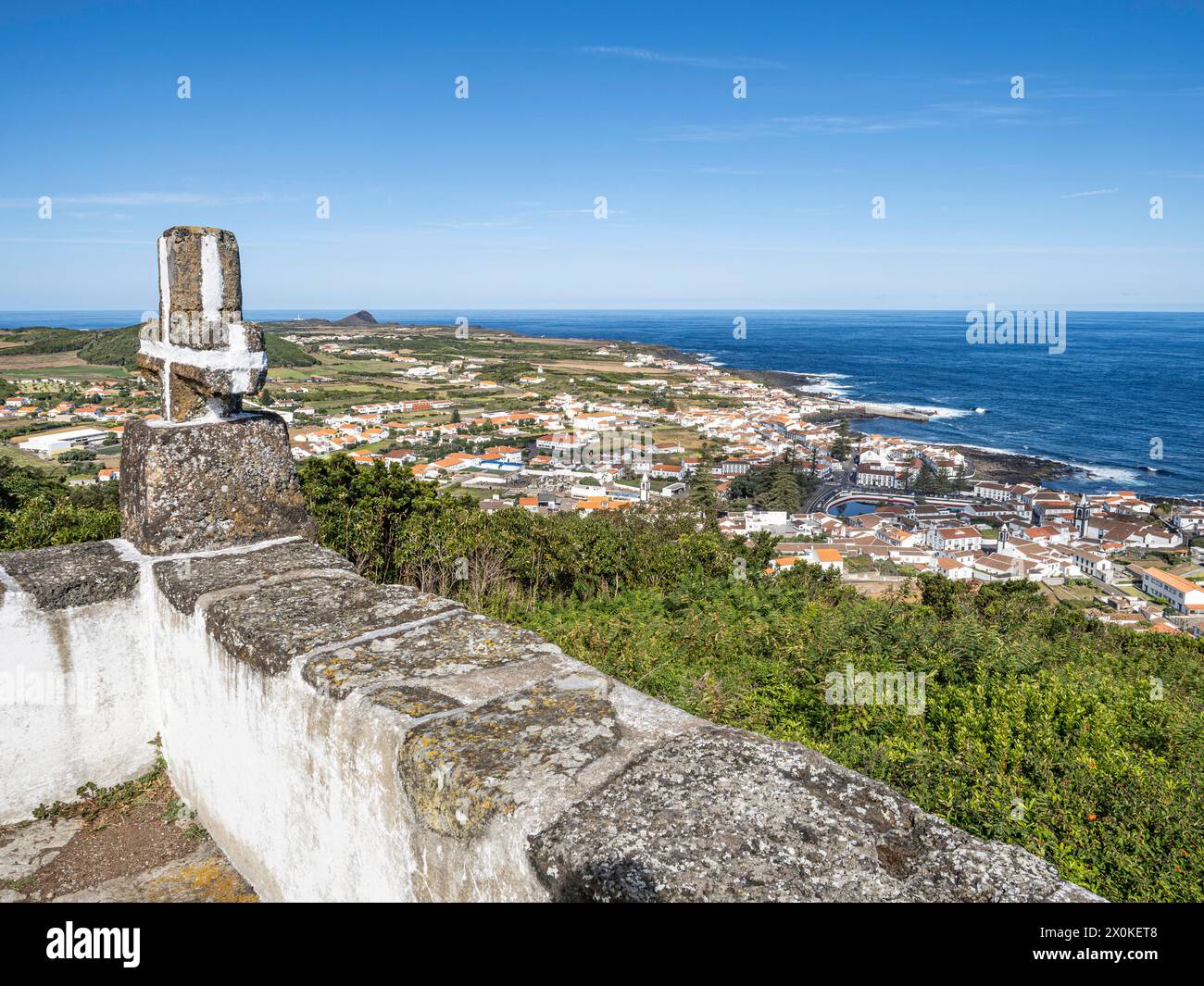 Panorama, Azoren, Insel Graciosa, Portugal, Küstengemeinde, Küstengemeinde, Stadt Santa Cruz de Graciosa, Blick von der Eremitage auf Nossa Senhora da Ajuda, Atlantik-Archipel Stockfoto