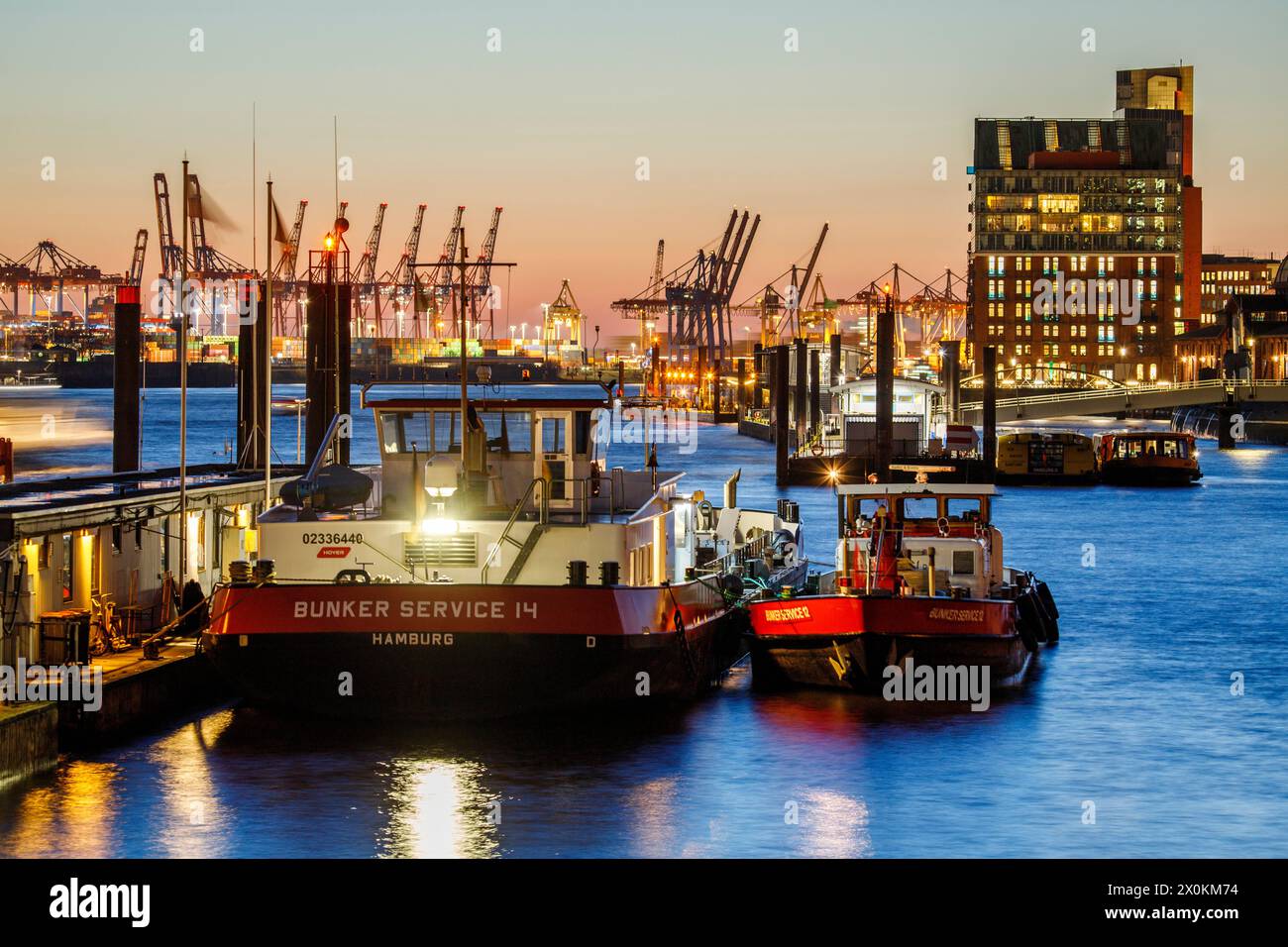 Schlepper in Hamburg auf der Elbe Stockfoto