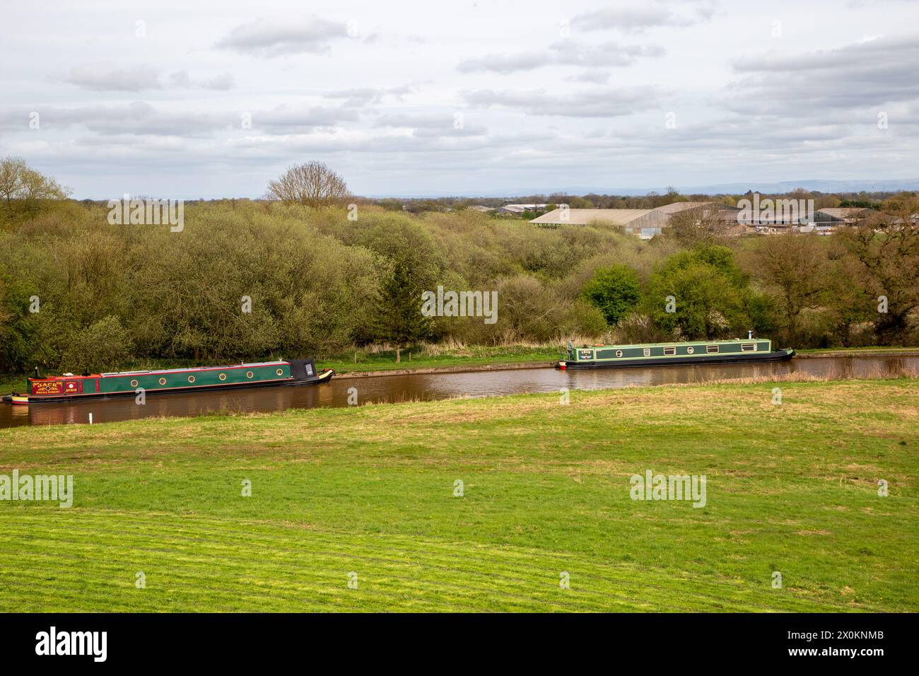 Canal Narrowboats bei Hurleston Cheshire am Shropshire union Kanal nahe der Kreuzung mit dem Llangollen Kanal Stockfoto