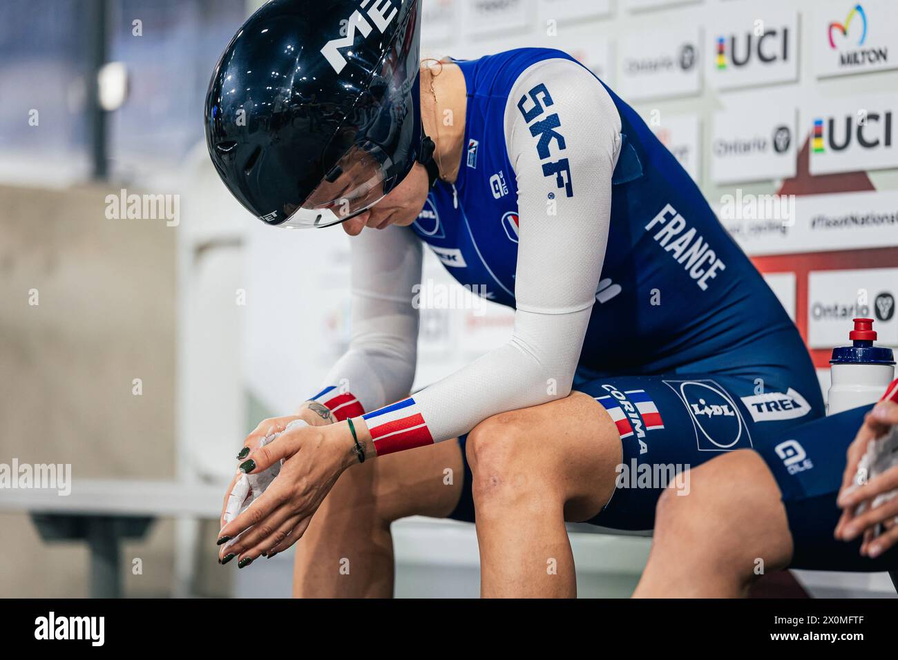 Milton, Kanada. April 2024. Foto von Alex Whitehead/SWpix.com - 12/04/2024 - Radfahren - Tissot UCI Track Nations Cup - Runde 3: Milton - Mattamy National Cycling Centre, Milton, Ontario, Kanada - Qualifikation für das Team Pursuit der Frauen - Clara Copponi aus Frankreich Credit: SWpix/Alamy Live News Stockfoto
