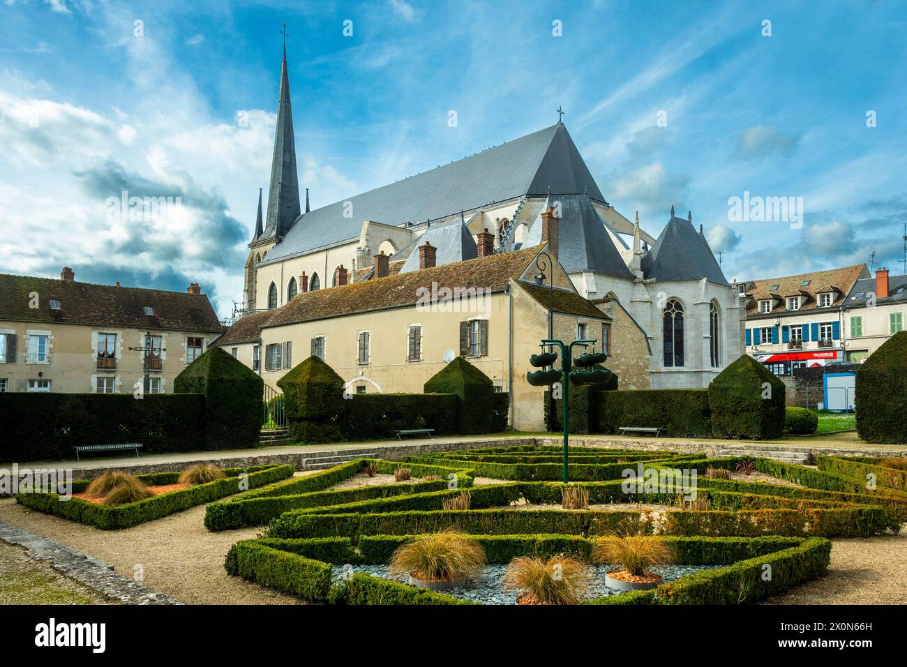 Nemours. Kirche Saint-Jean-Baptiste. Departement seine-et Marne. Ile-de-France. Frankreich. Europa Stockfoto