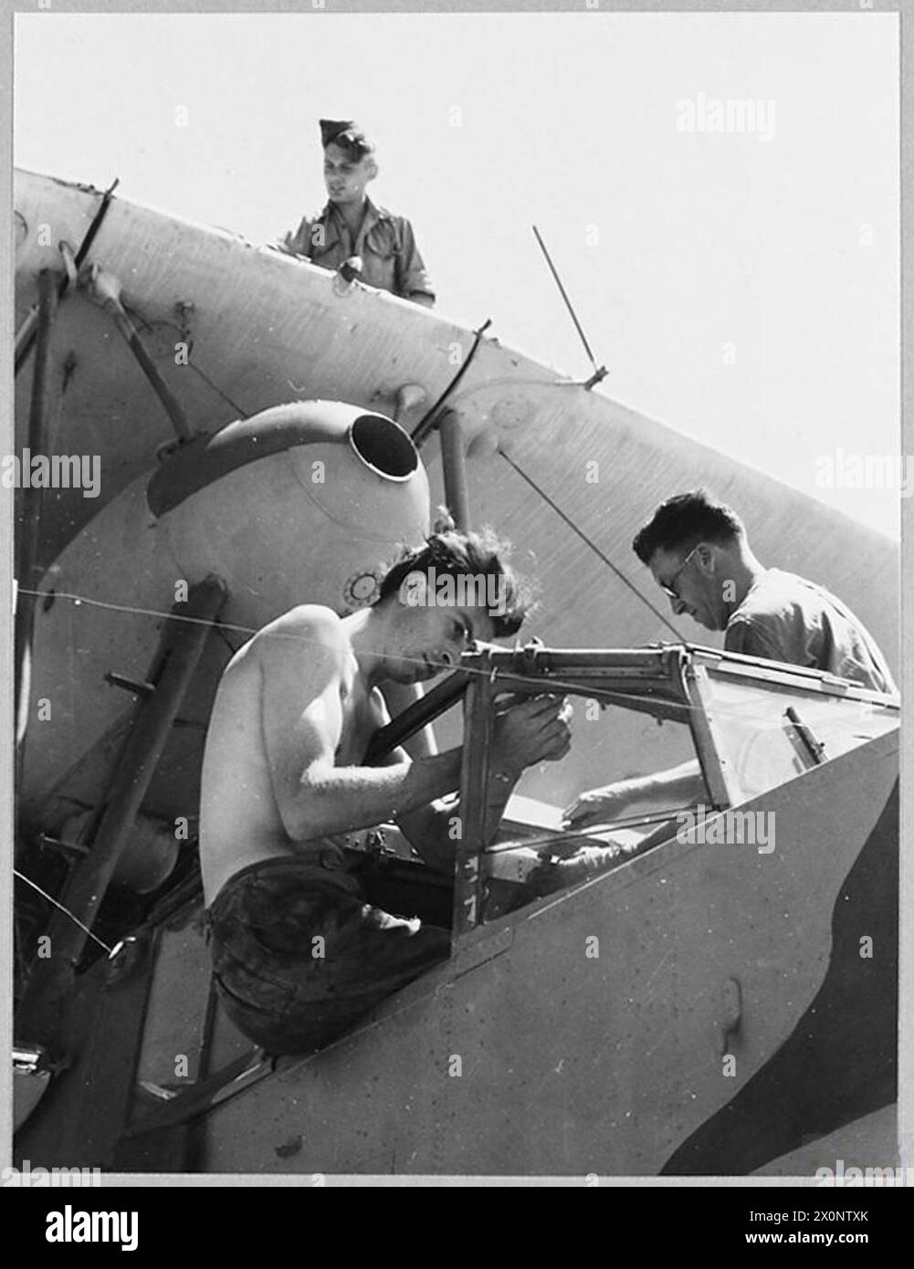 Walrus Amphibien Luft- und Seerettungsflugzeug auf Korsika, 1945, das mit Radar für den Einsatz der RAF ausgerüstet wurde. Stockfoto